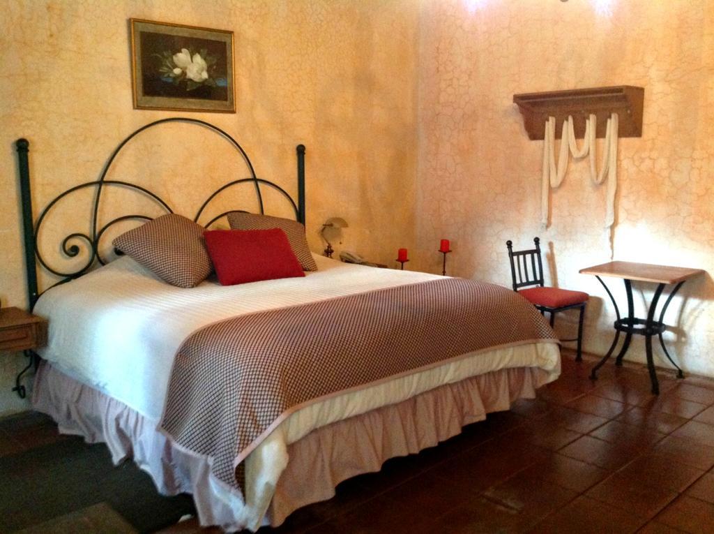 Hotel La Casona De Антигуа-Гватемала Номер фото