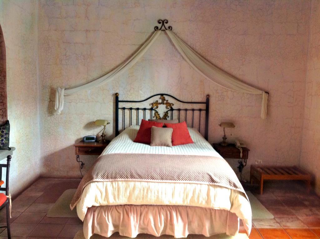 Hotel La Casona De Антигуа-Гватемала Номер фото