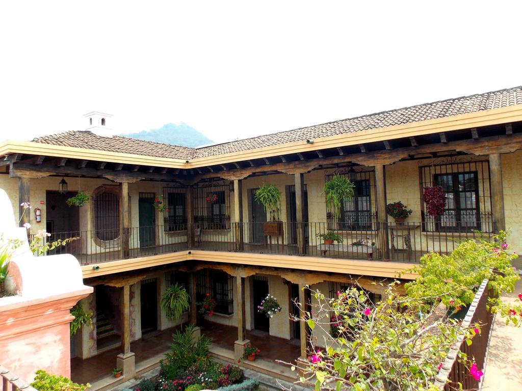 Hotel La Casona De Антигуа-Гватемала Экстерьер фото