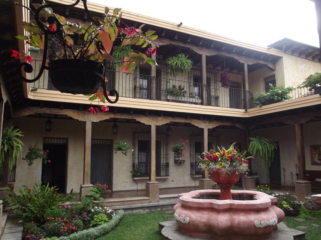 Hotel La Casona De Антигуа-Гватемала Экстерьер фото