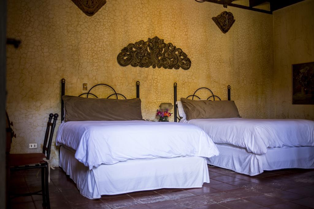 Hotel La Casona De Антигуа-Гватемала Экстерьер фото